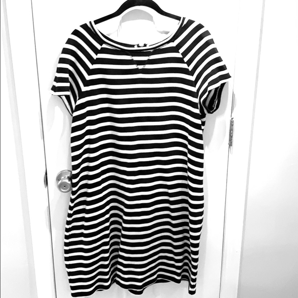 Crown and Ivy striped dress